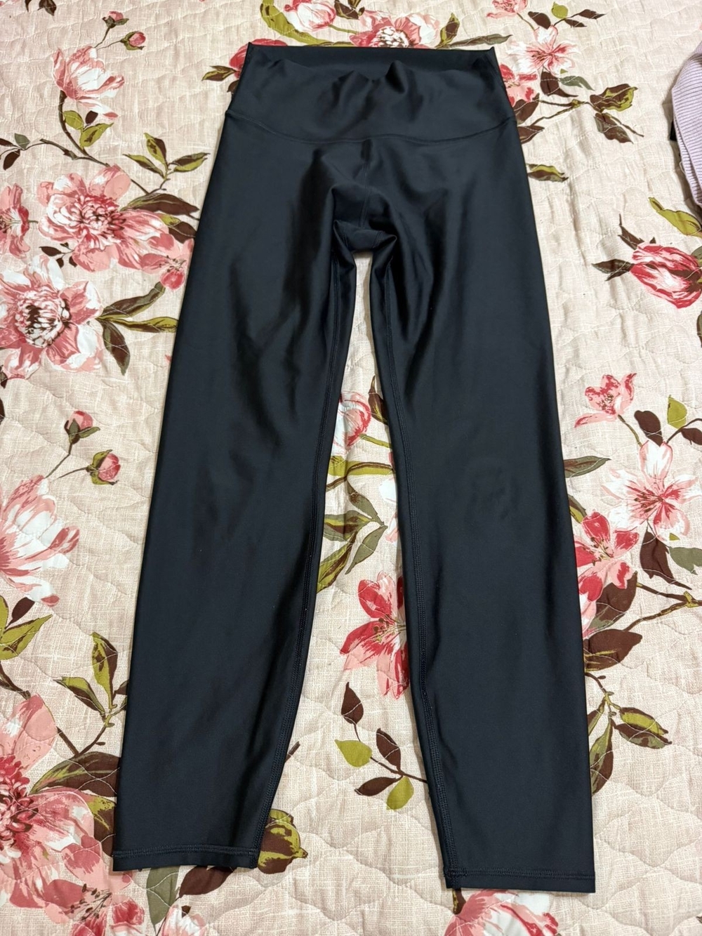 Alo Yoga High-Waist Airlift Legging